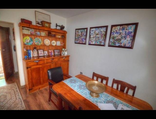 3 BEDROOM TOWNHOUSE FOR SALE IN ASTON MANOR